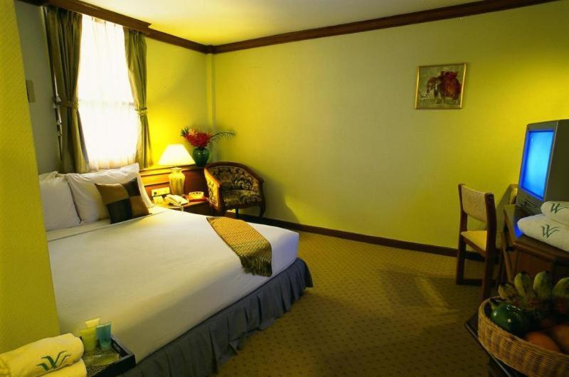 Wall Street Inn, Бангкок Номер фото